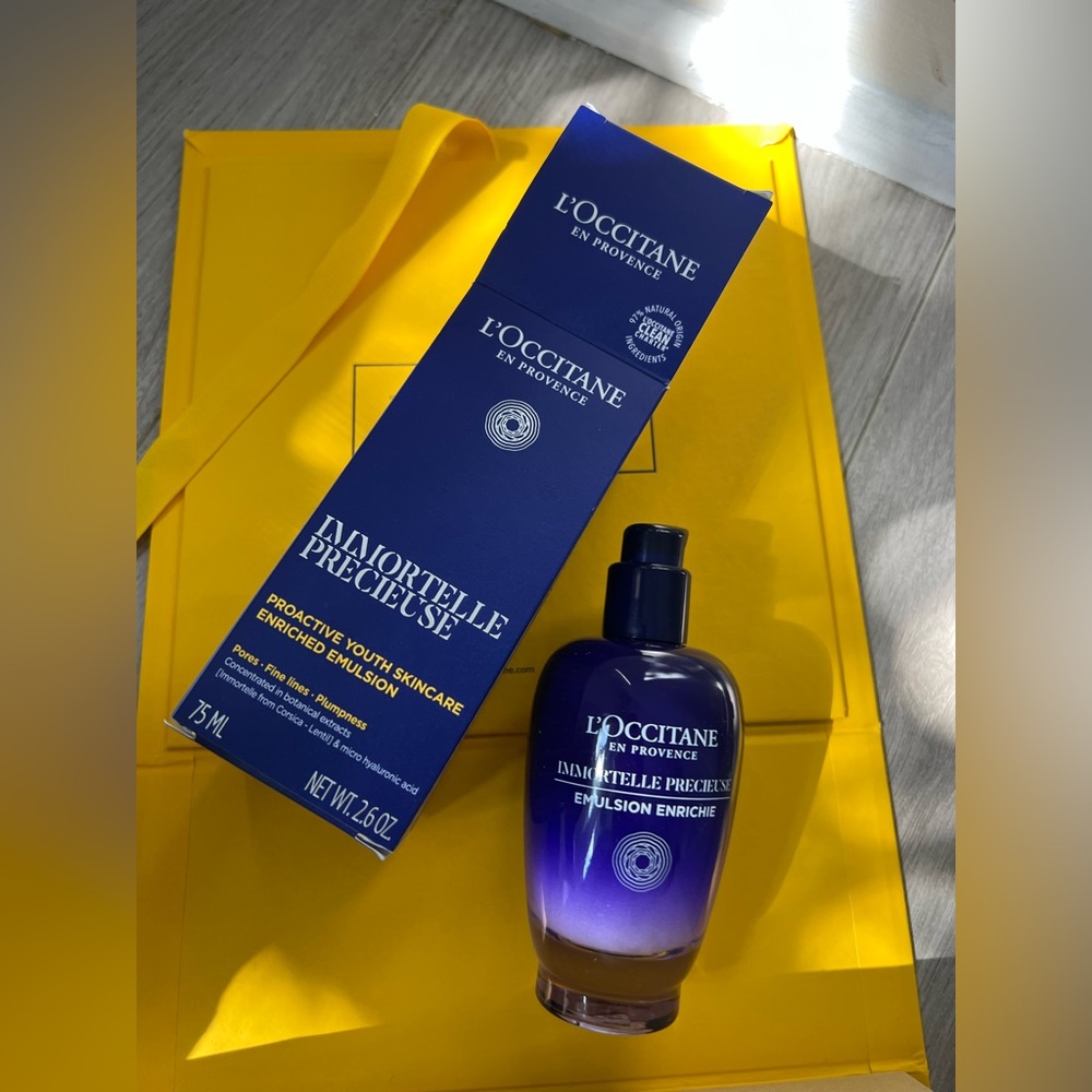 PROACTIVE YOUTH SKINCARE
ENRICHED EMULSION